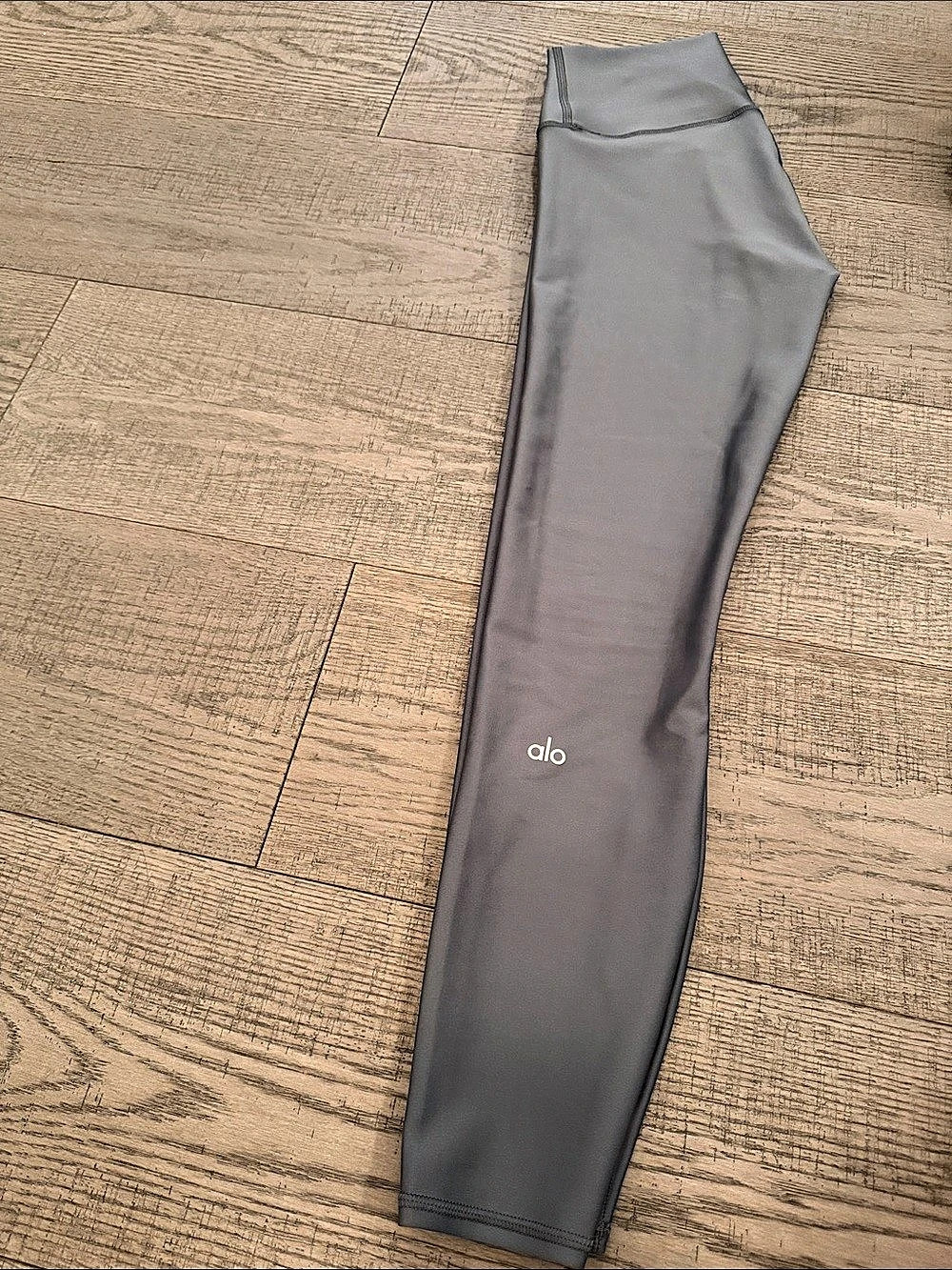 Alo Women's Gray Leggings Like New